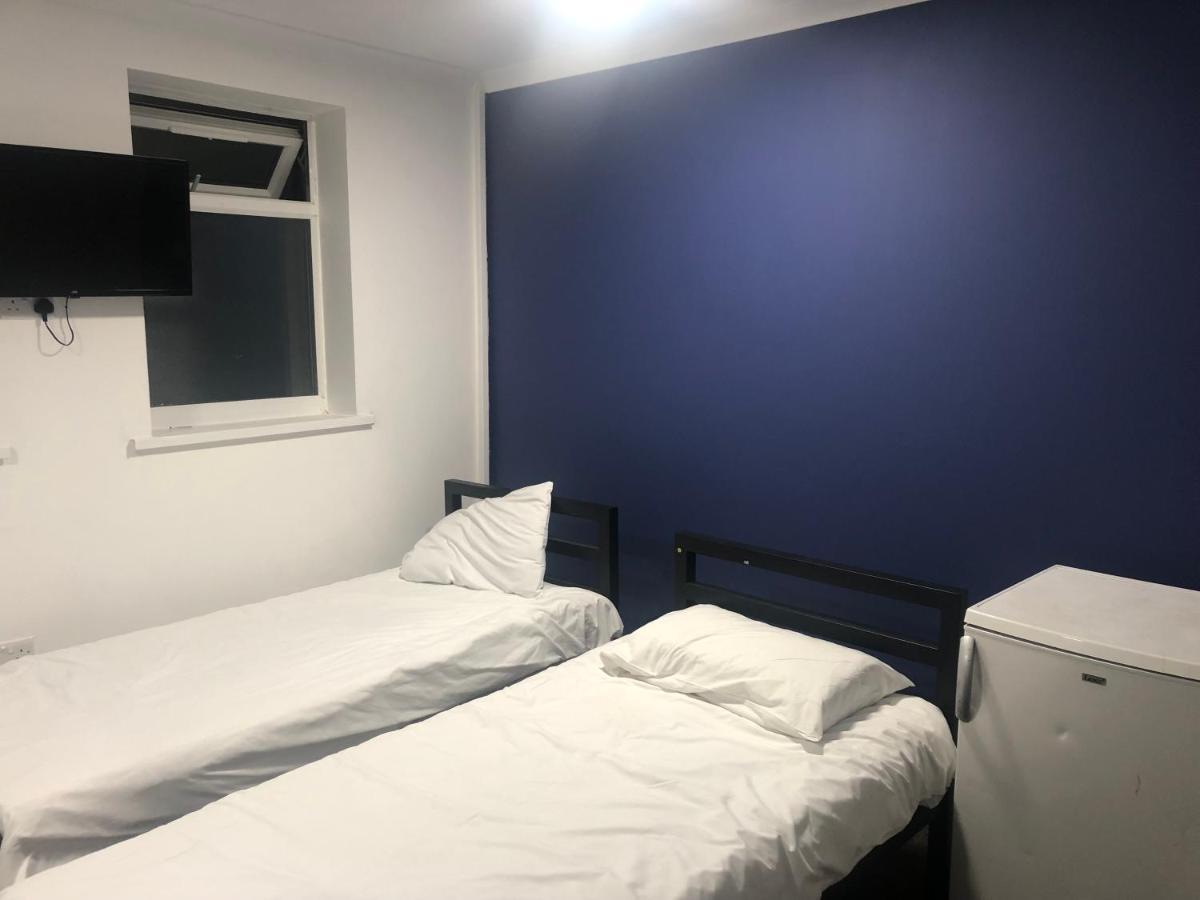 Barking Park Hotel Esterno foto