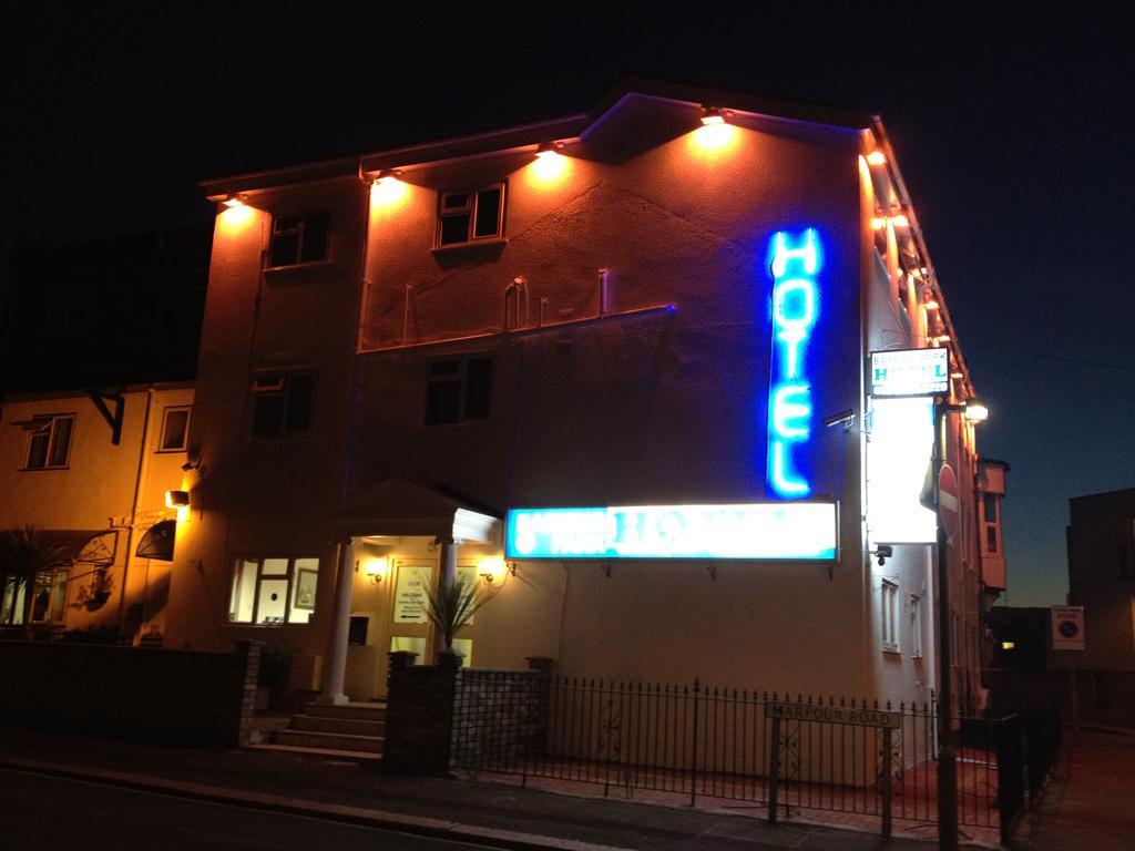 Barking Park Hotel Esterno foto
